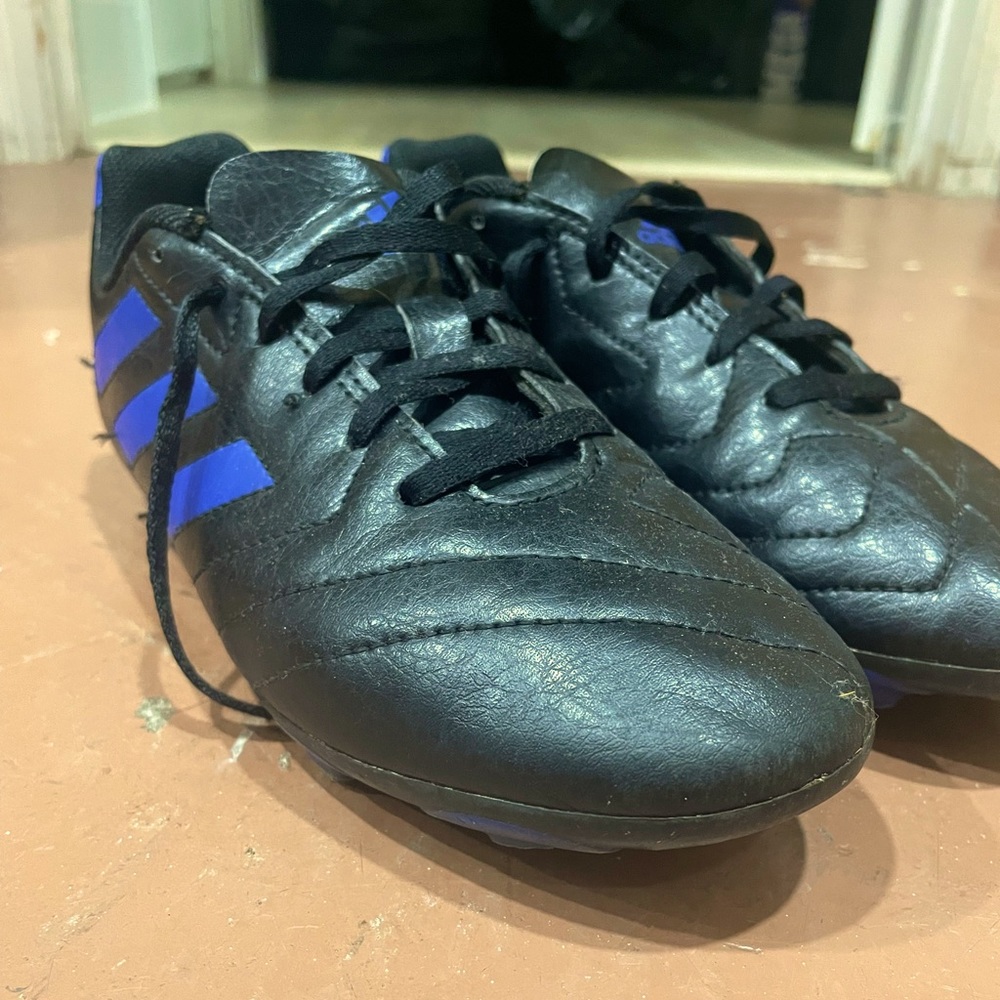 Adidas football/soccer cleats